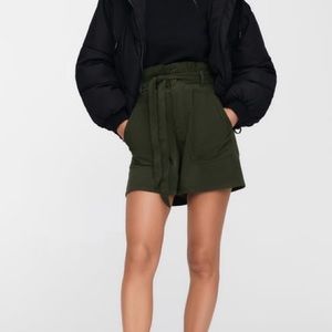 BAGGY PAPERBAG CORDUROY SHORTS